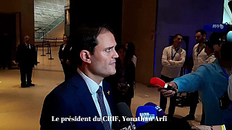 Le président du CRIF, Yonathan Arfi, s'adresse aux médias